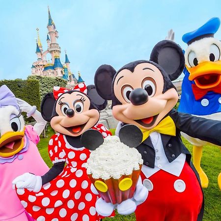 2 Bed House Near Disneyland Paris Montry Экстерьер фото